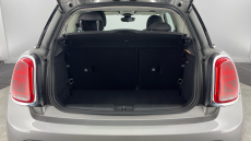 MINI Hatchback 1.5 Cooper Classic 3dr Auto Petrol Hatchback